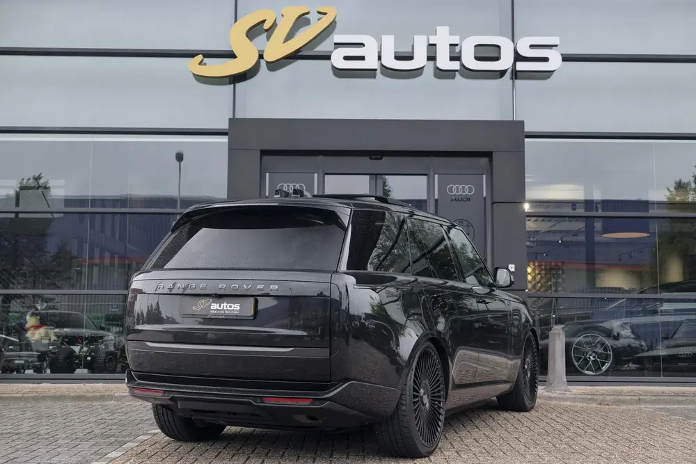 Land Rover Range Rover P510e 510pk First Edition Panoramadak uit 2023, foto 2
