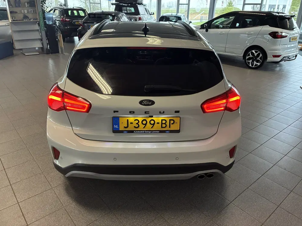 Ford Focus EcoBoost Active Business-Hoge instap bomvo uit 2020, foto 12