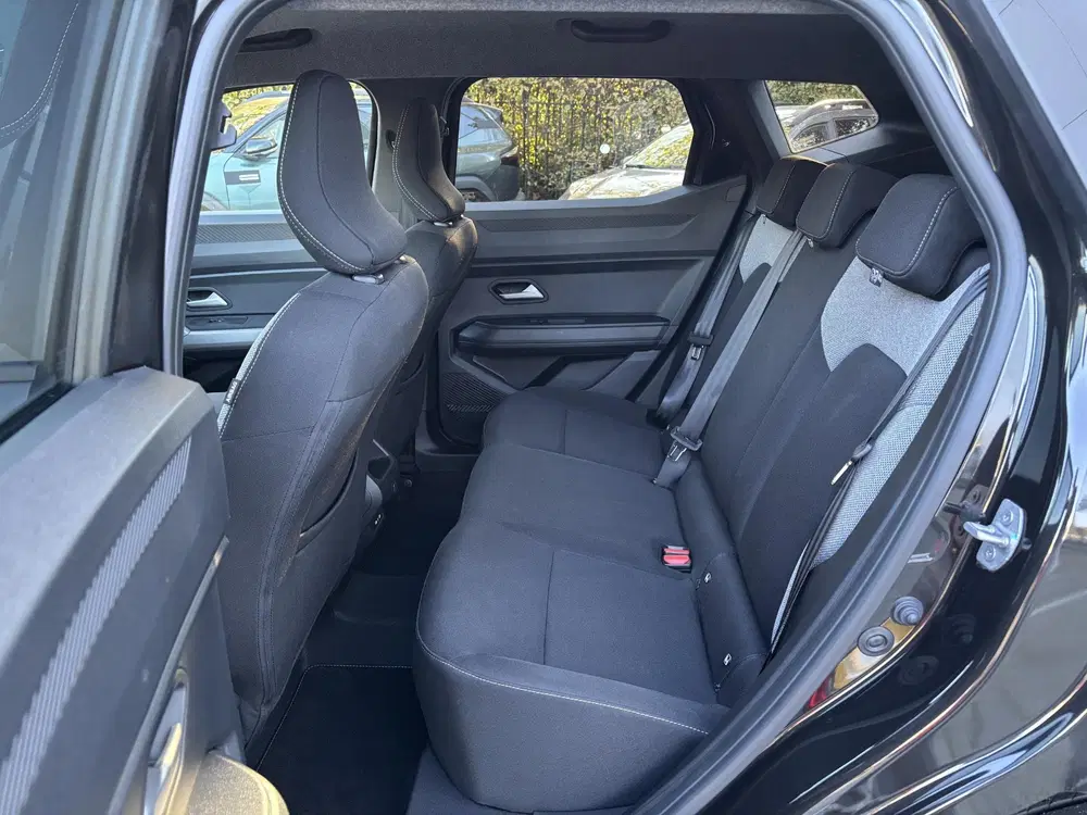 Dacia Duster 1.8 hybrid 155 limited edition l Trekhaak uit 2026, foto 8