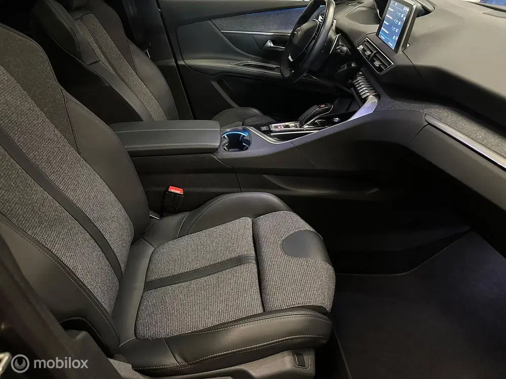 Peugeot 5008 1.2 PureTech Blue Lease Premium Avantage uit 2020, foto 9
