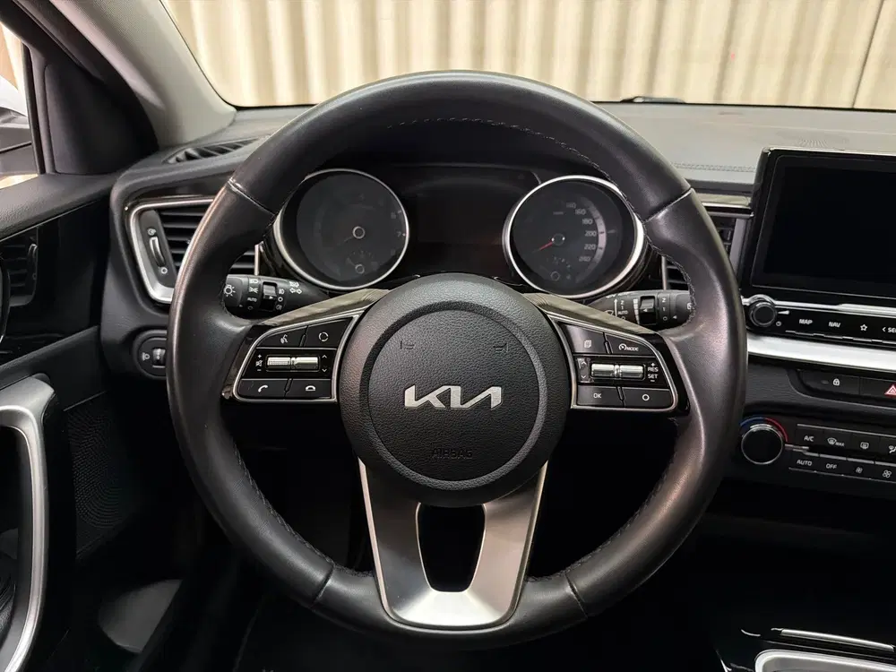 Kia XCeed 1.0 T-GDi DynamicLine uit 2022, foto 4