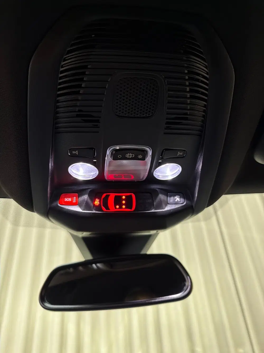 Peugeot 3008 1.2 Hybrid 136 Allure Pack Business uit 2024, foto 14