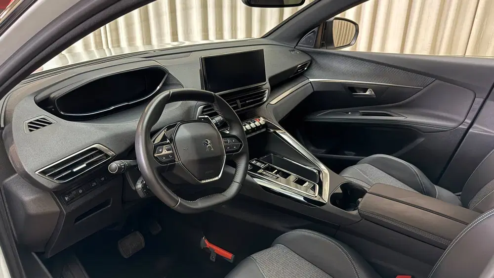 Peugeot 3008 1.2 Hybrid 136 Allure Pack Business uit 2024, foto 4