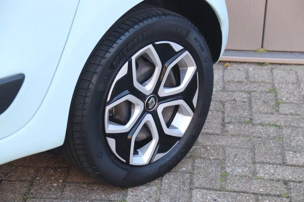 Renault Twingo . R80 Intens Automaat uit 2022, foto 5