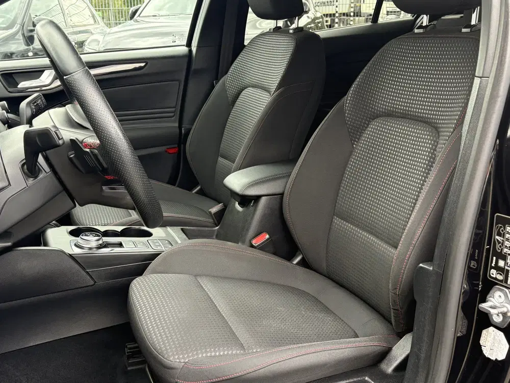 Ford Focus 1.5 EcoBoost ST Line Business Automaat uit 2020, foto 9