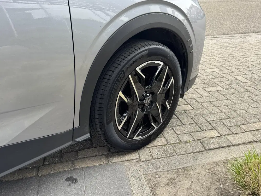 Peugeot 5008 1.2 Hybrid 145 Allure 7p uit 2025, foto 13