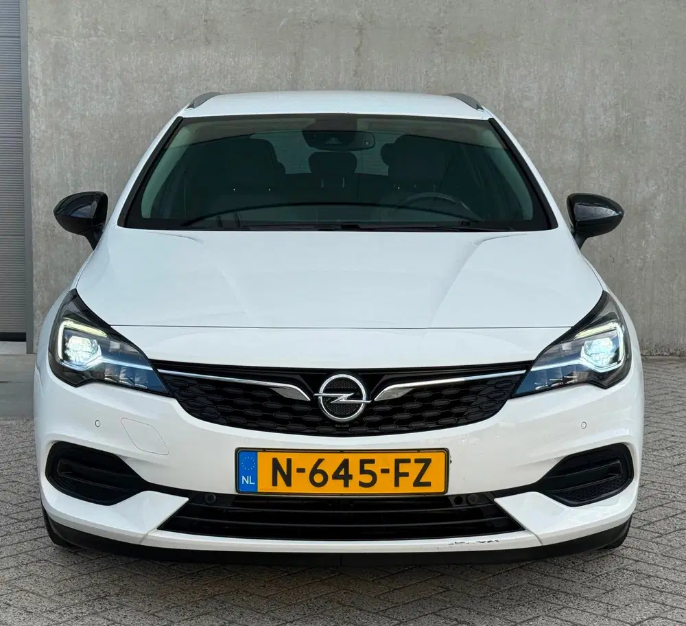 Opel Astra 1.2 130pk 2021 Wit CAMERA uit 2021, foto 11