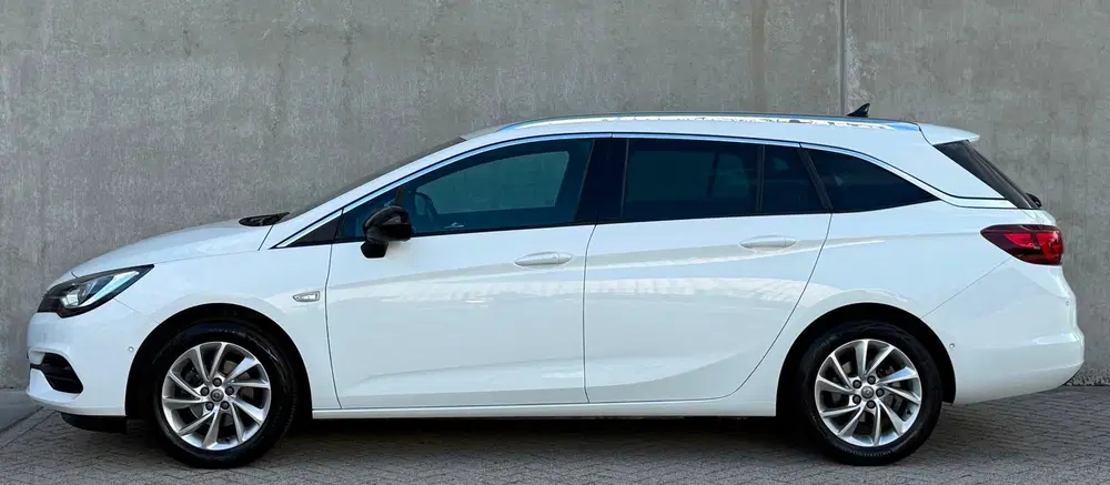 Opel Astra 1.2 130pk 2021 Wit CAMERA uit 2021, foto 3