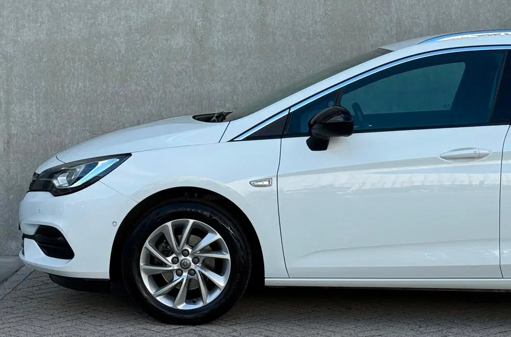 Opel Astra 1.2 130pk 2021 Wit CAMERA uit 2021, foto 4
