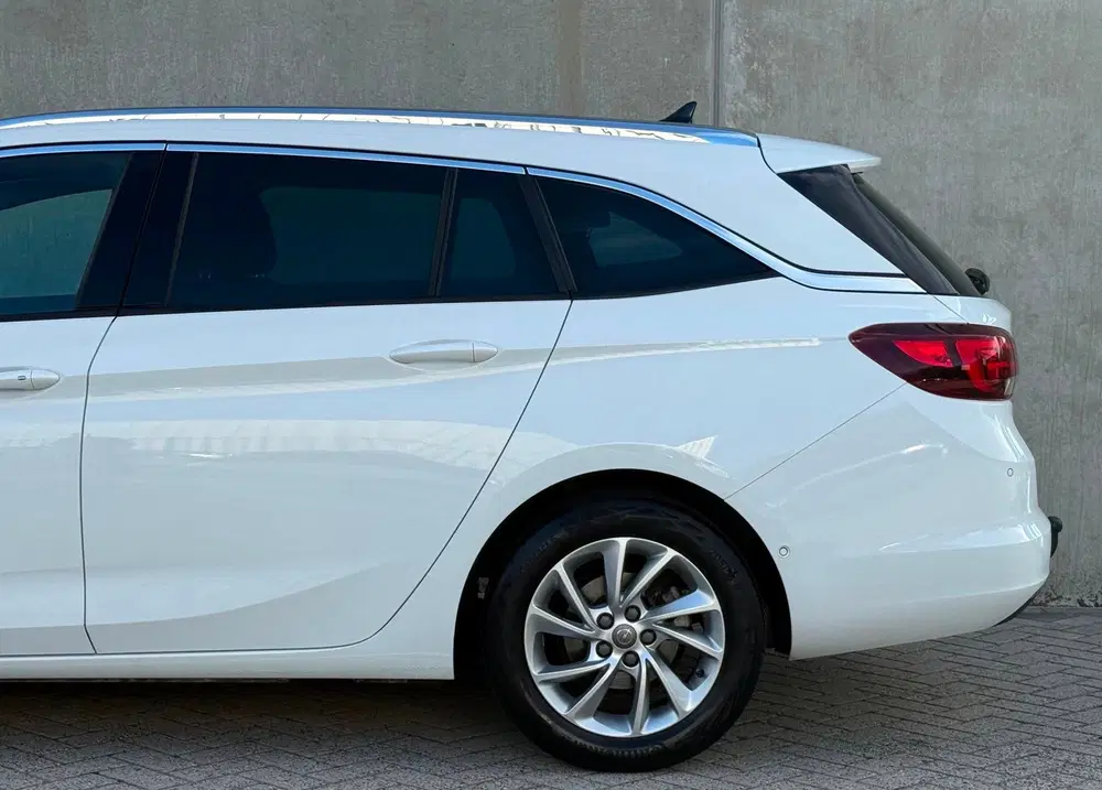 Opel Astra 1.2 130pk 2021 Wit CAMERA uit 2021, foto 5