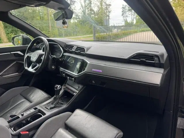 Audi Q3 45 TFSI 3X S-Line Grey Edition (bj 2022) uit 2022, foto 11
