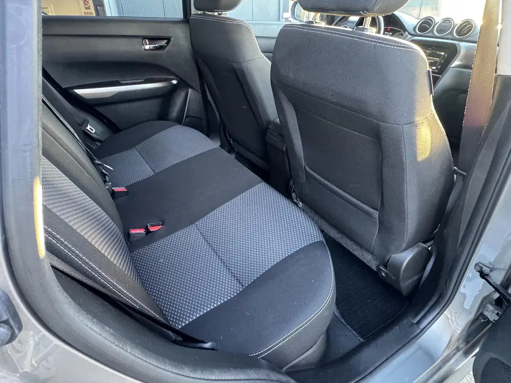 Suzuki Vitara 1.4 Boosterjet Select Smart Hybrid uit 2022, foto 14