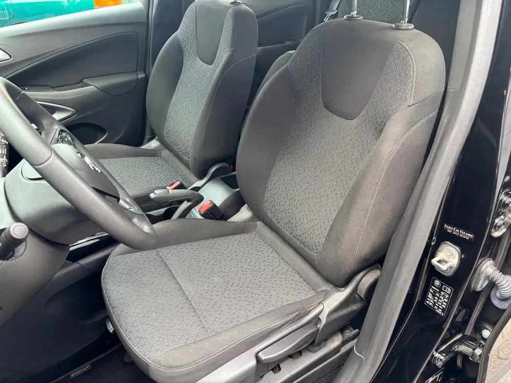 Opel Crossland 1.2 Edition Navi uit 2021, foto 4