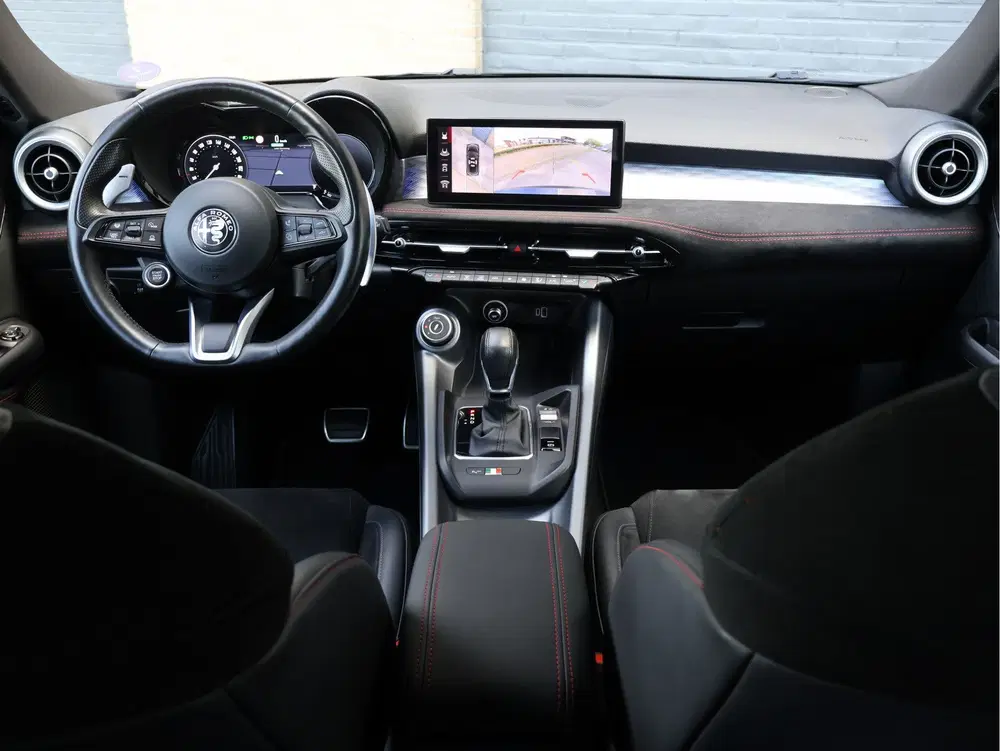 Alfa Romeo Tonale 1.5T Hybrid Veloce 160PK Alcantara uit 2023, foto 3