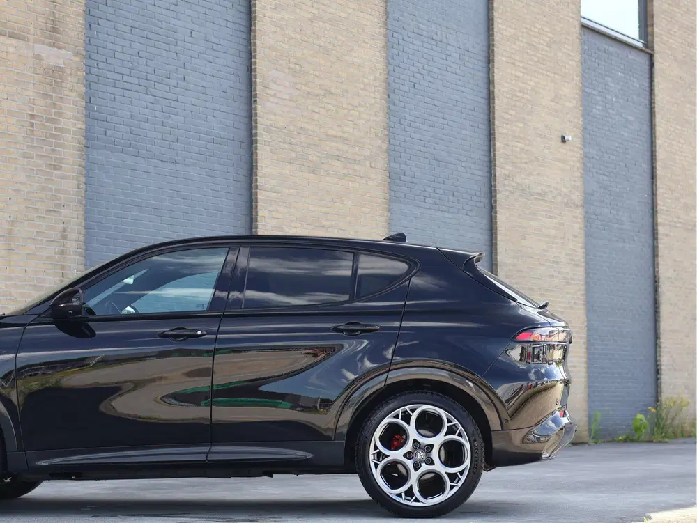 Alfa Romeo Tonale 1.5T Hybrid Veloce 160PK Alcantara uit 2023, foto 9