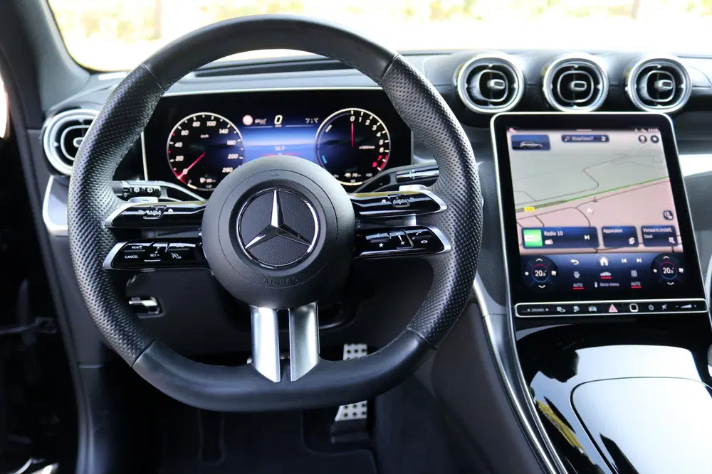 Mercedes-Benz GLC GLC 300e 4MATIC AMG Line Pano Airmatic Ach uit 2023, foto 2