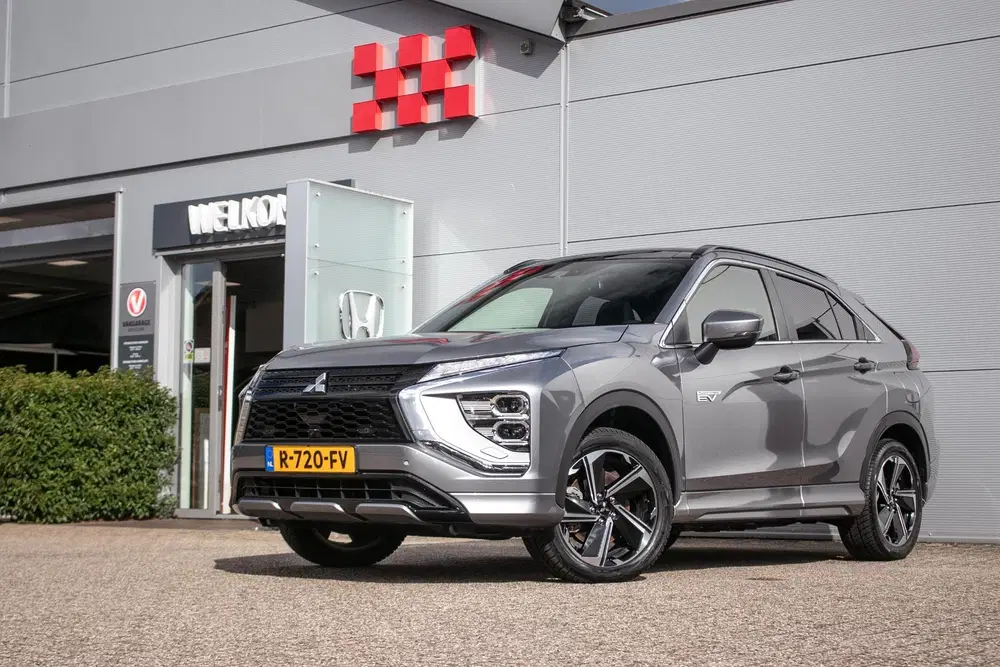 Mitsubishi Eclipse Cross 2.4 PHEV Prestige uit 2022, foto 12