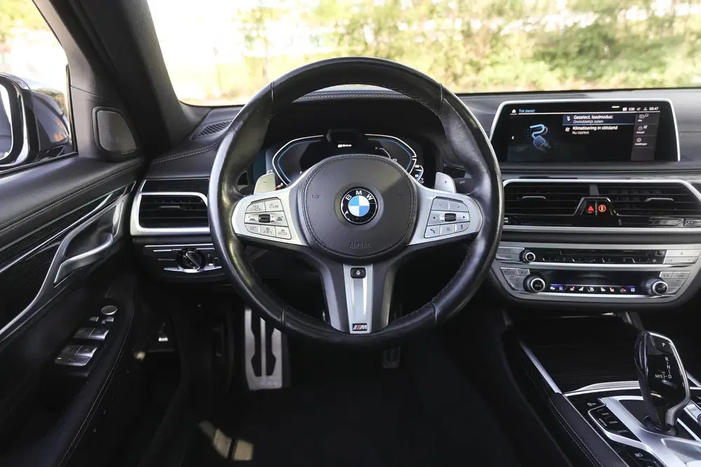 BMW 7-serie 745e High Executive M Sport Automaat uit 2021, foto 3