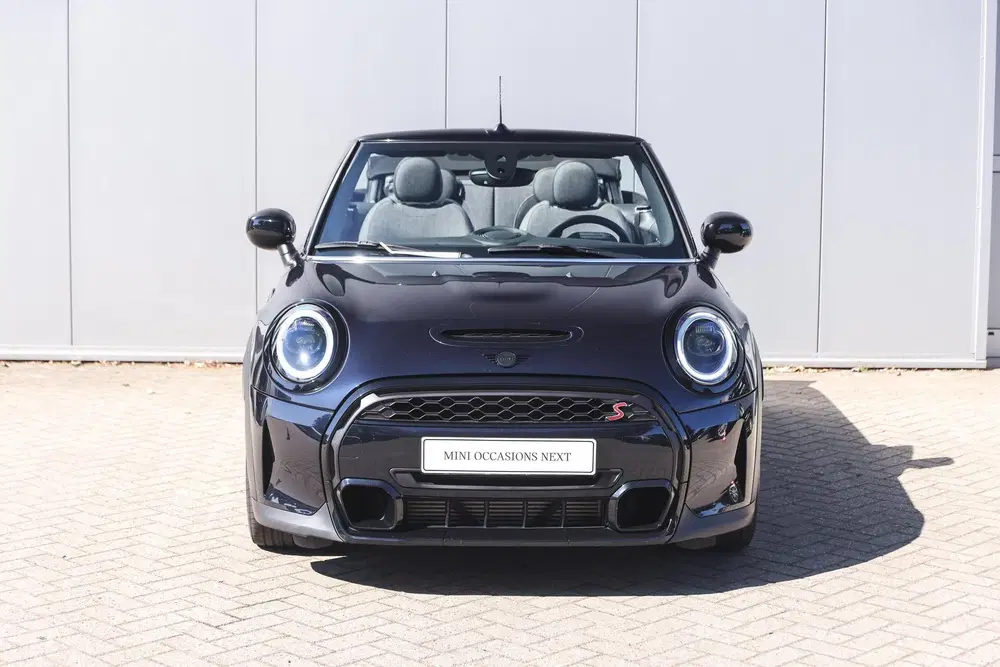 Mini Cabrio Cooper S Classic Automaat uit 2023, foto 5