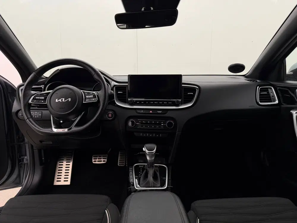 Kia Ceed 1.5 T-GDi GT-Line uit 2023, foto 10