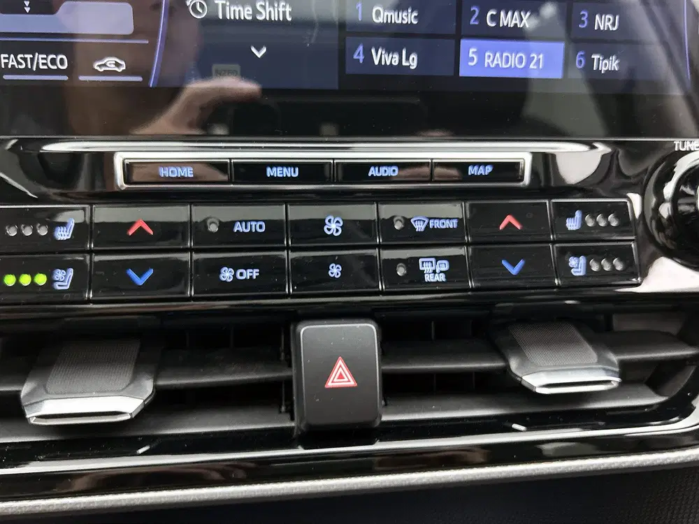 Toyota Highlander 2.5 AWD Hybrid Premium uit 2022, foto 14