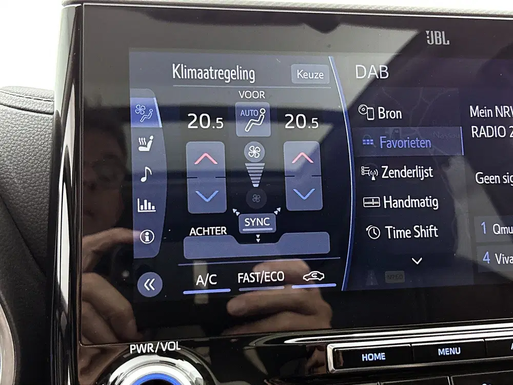 Toyota Highlander 2.5 AWD Hybrid Premium uit 2022, foto 15