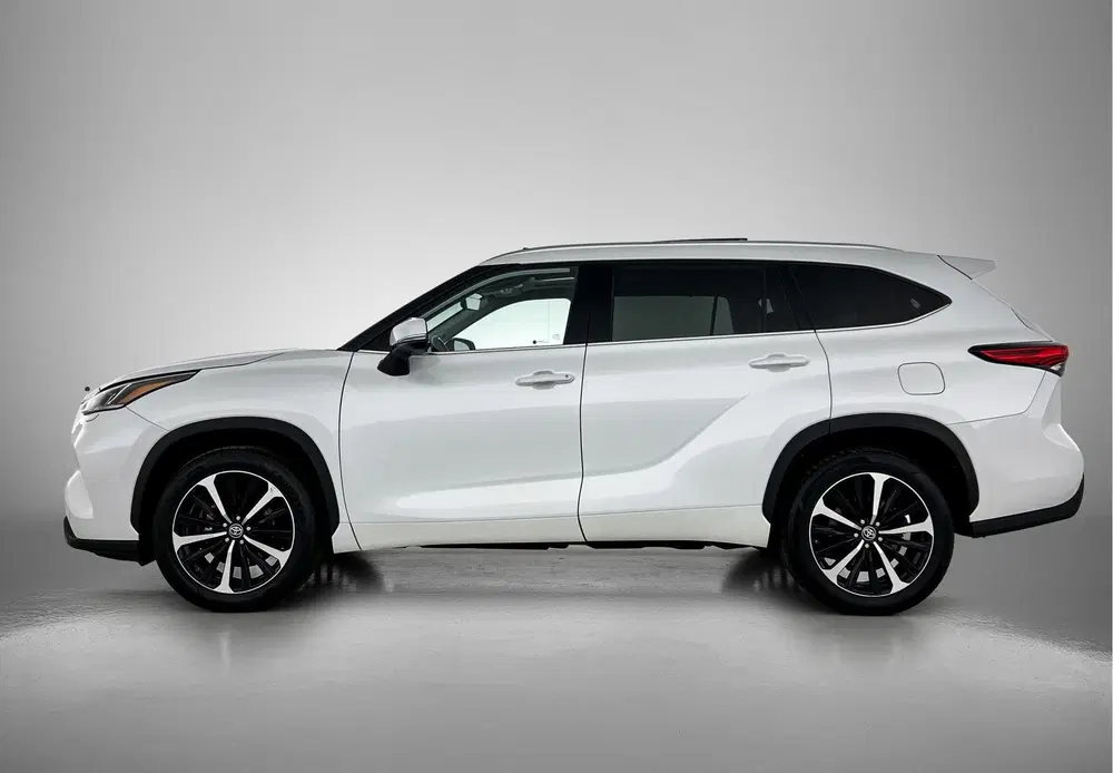Toyota Highlander 2.5 AWD Hybrid Premium uit 2022, foto 3