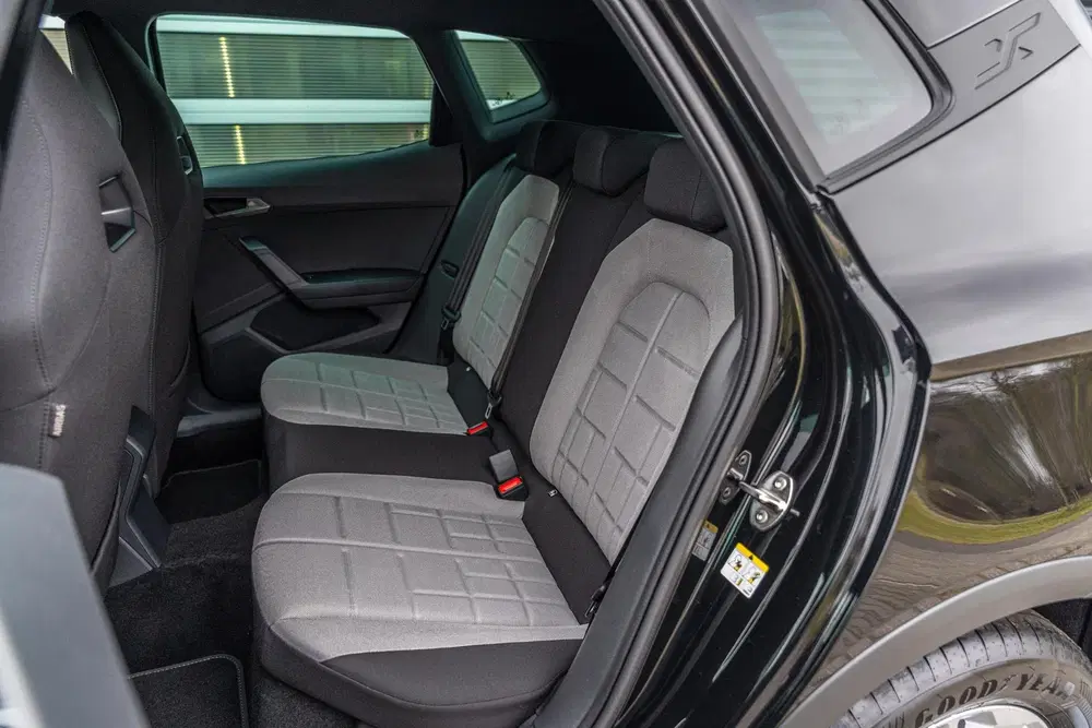 SEAT Arona 1.0 EcoTSI 95pk FR Business Connect uit 2026, foto 6