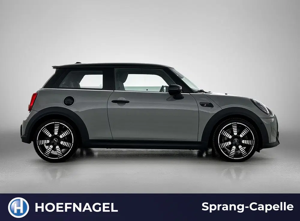 Mini Cooper S 2.0 Cooper S Classic Trim uit 2021, foto 9