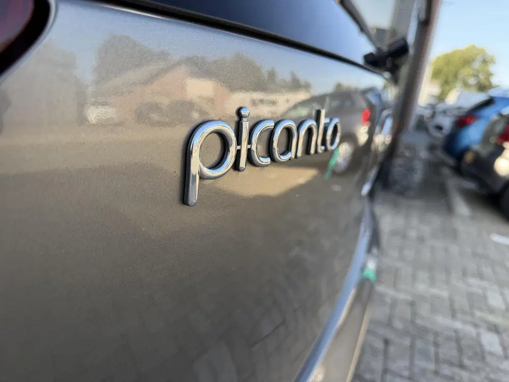 Kia Picanto 1.0 CVVT Design Edition uit 2019, foto 15