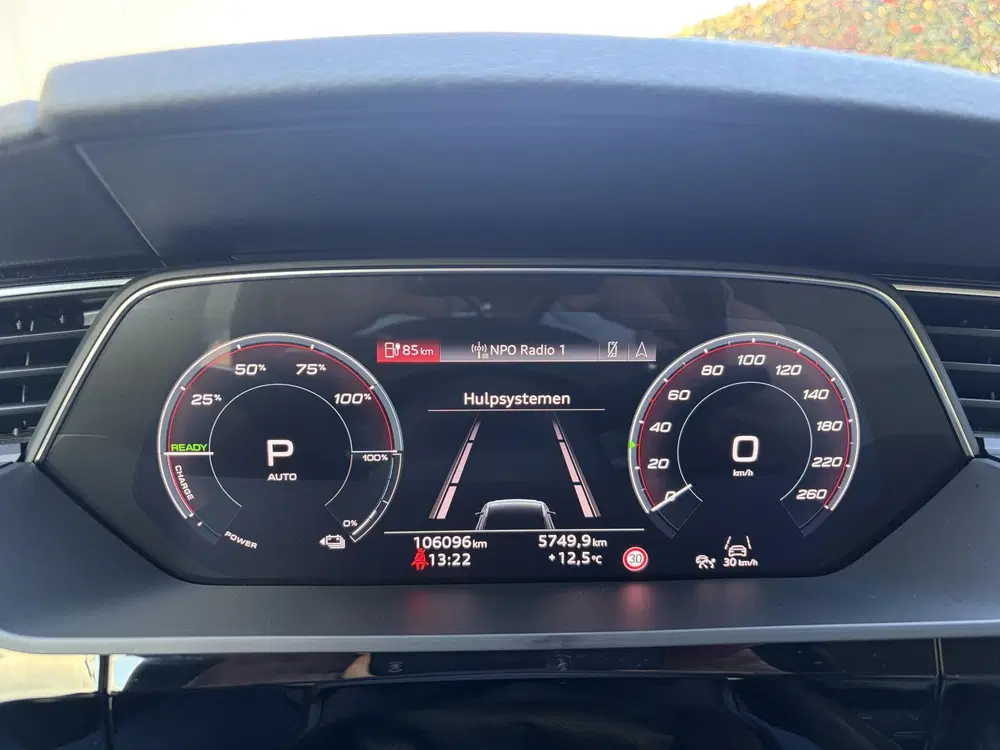 Audi e-tron 50 quattro Business edition Plus 71 kWh uit 2020, foto 12