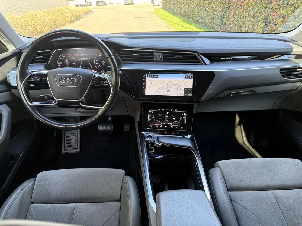 Audi e-tron 50 quattro Business edition Plus 71 kWh uit 2020, foto 3
