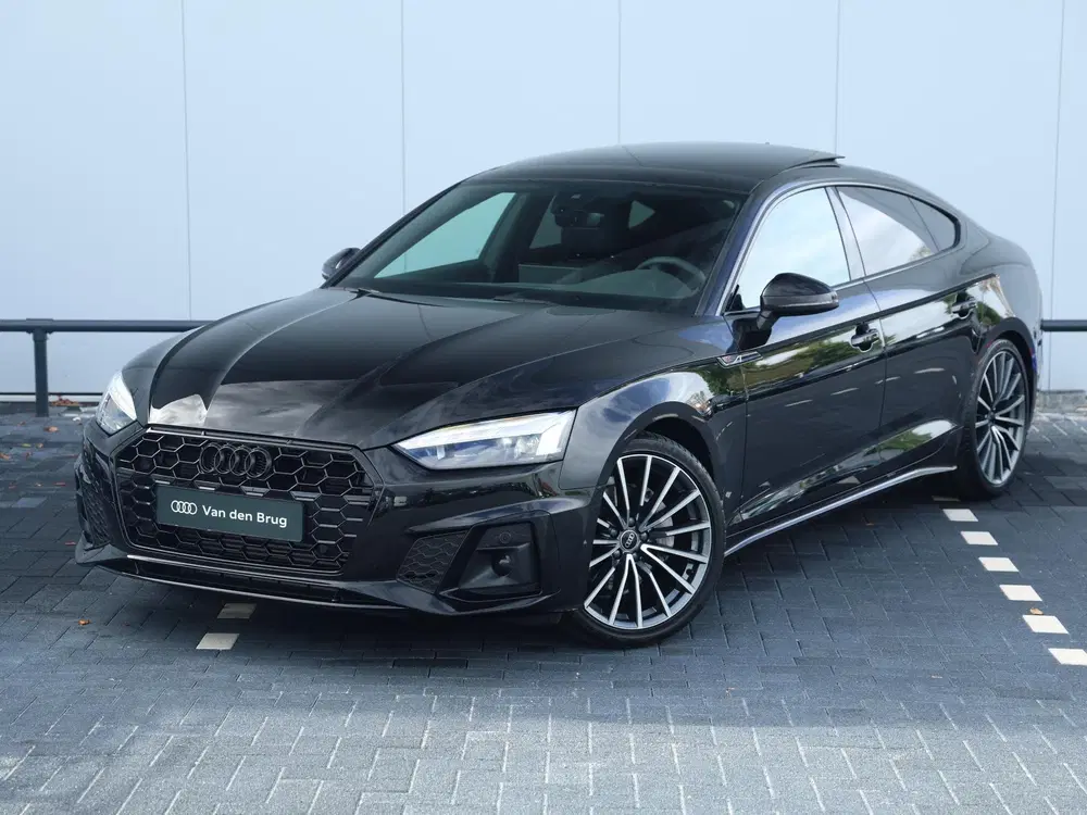 Audi A5 40 TFSI S edition Competition uit 2024, foto 10