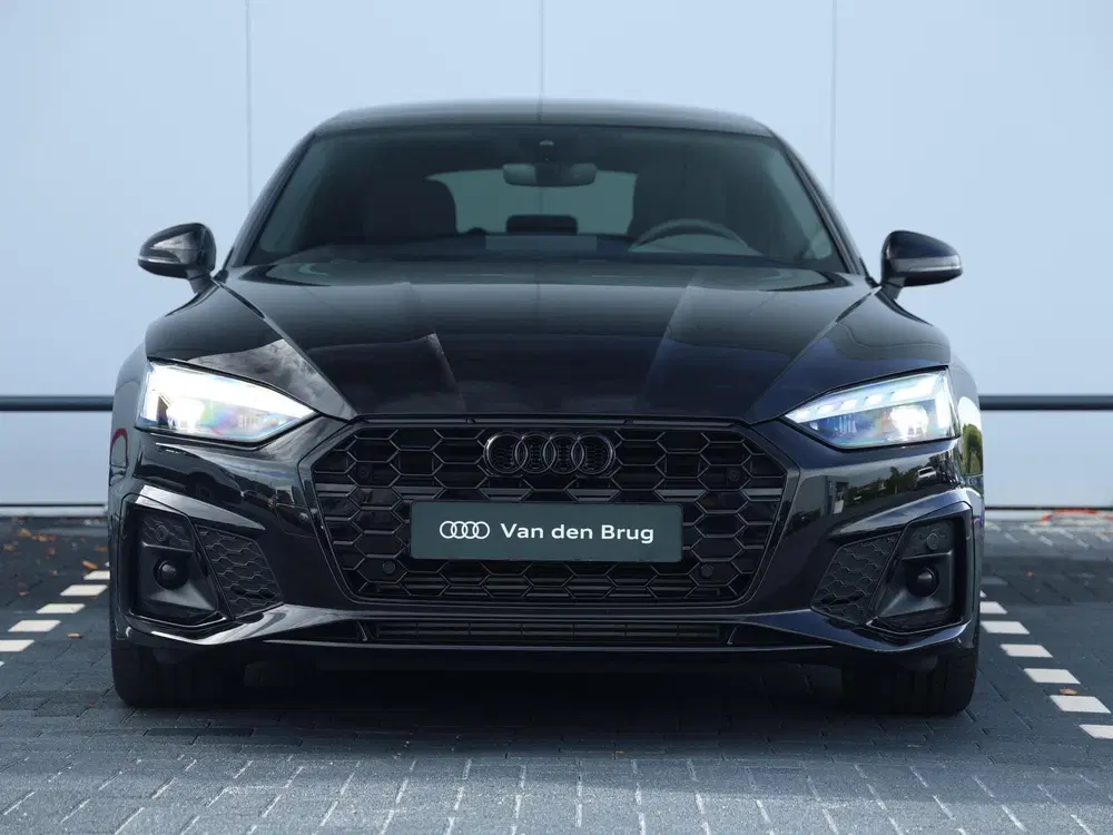 Audi A5 40 TFSI S edition Competition uit 2024, foto 13