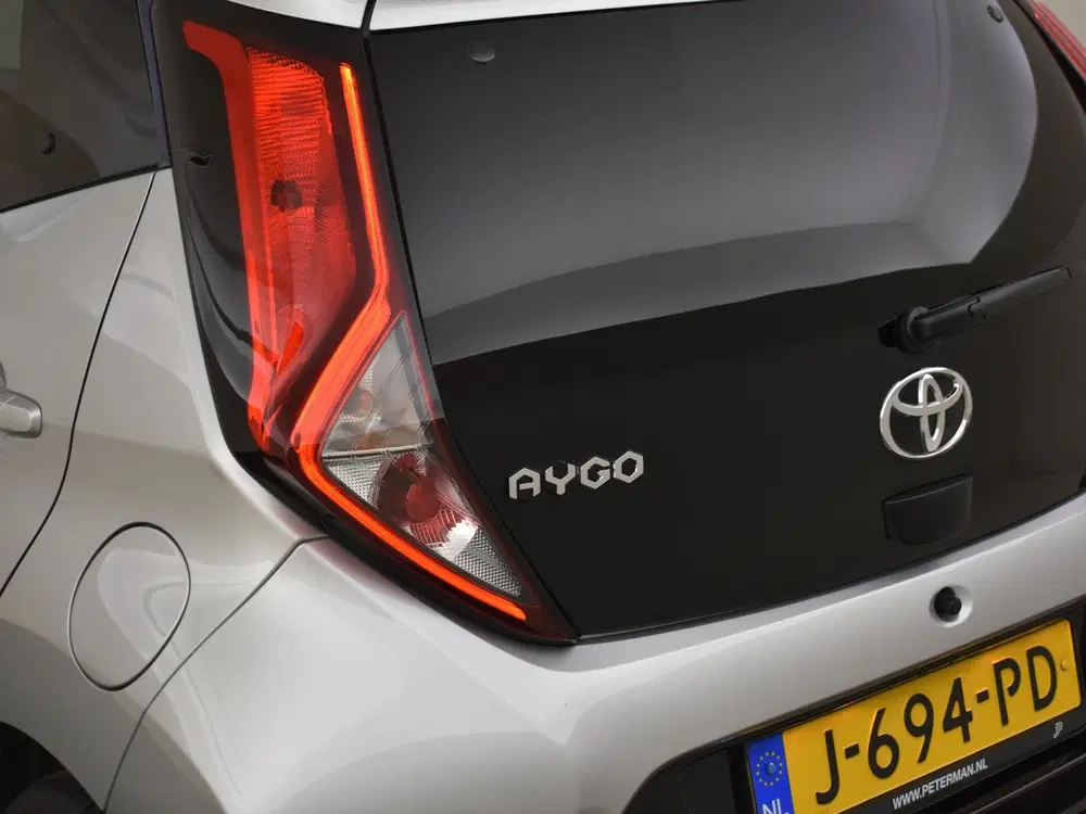 Toyota Aygo 1.0 VVT-i x-joy Automaat uit 2020, foto 10