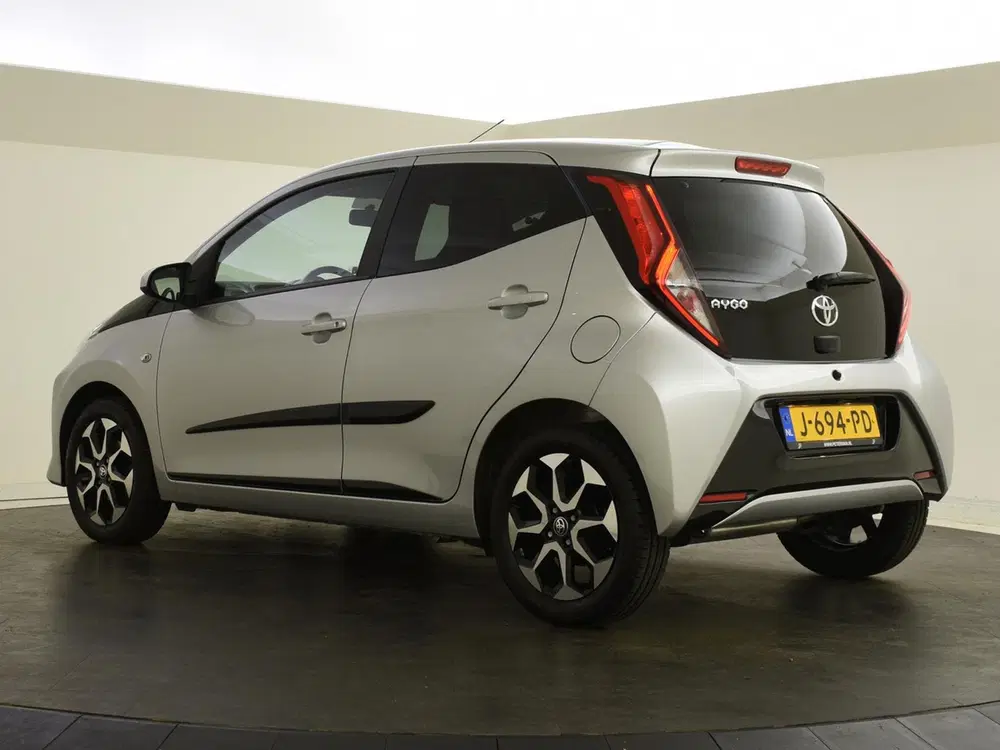 Toyota Aygo 1.0 VVT-i x-joy Automaat uit 2020, foto 7