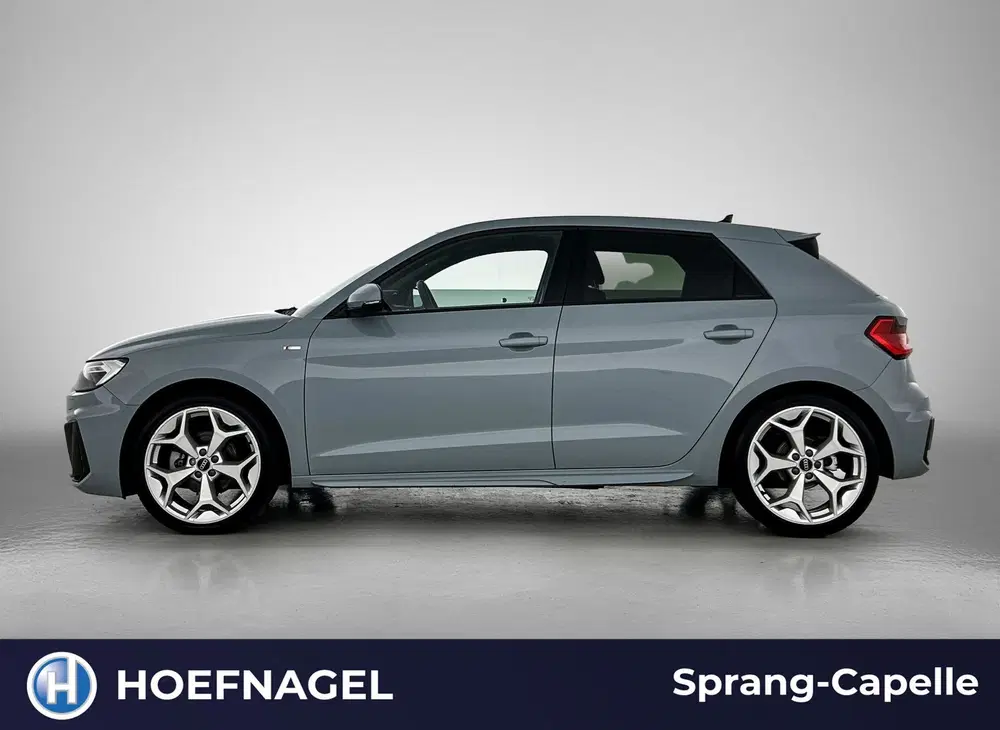 Audi A1 35 TFSI S Edition uit 2023, foto 3
