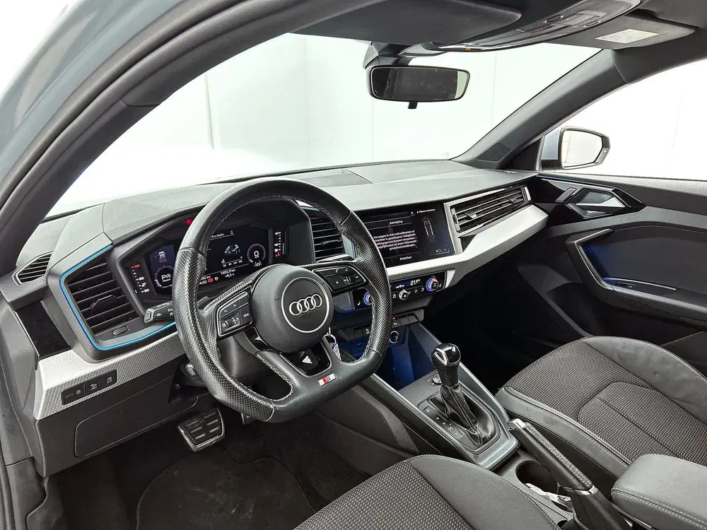 Audi A1 35 TFSI S Edition uit 2023, foto 6