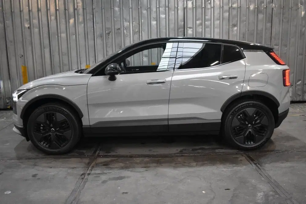 Volvo EX30 200 kW Pure Electric 2WD Plus uit 2026, foto 8