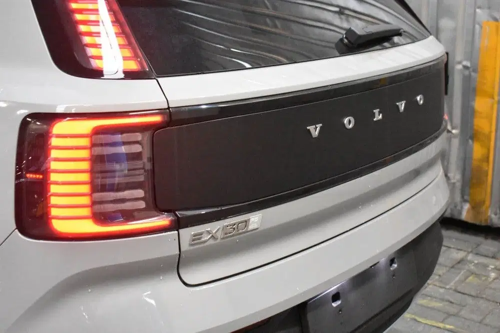 Volvo EX30 200 kW Pure Electric 2WD Plus uit 2026, foto 9