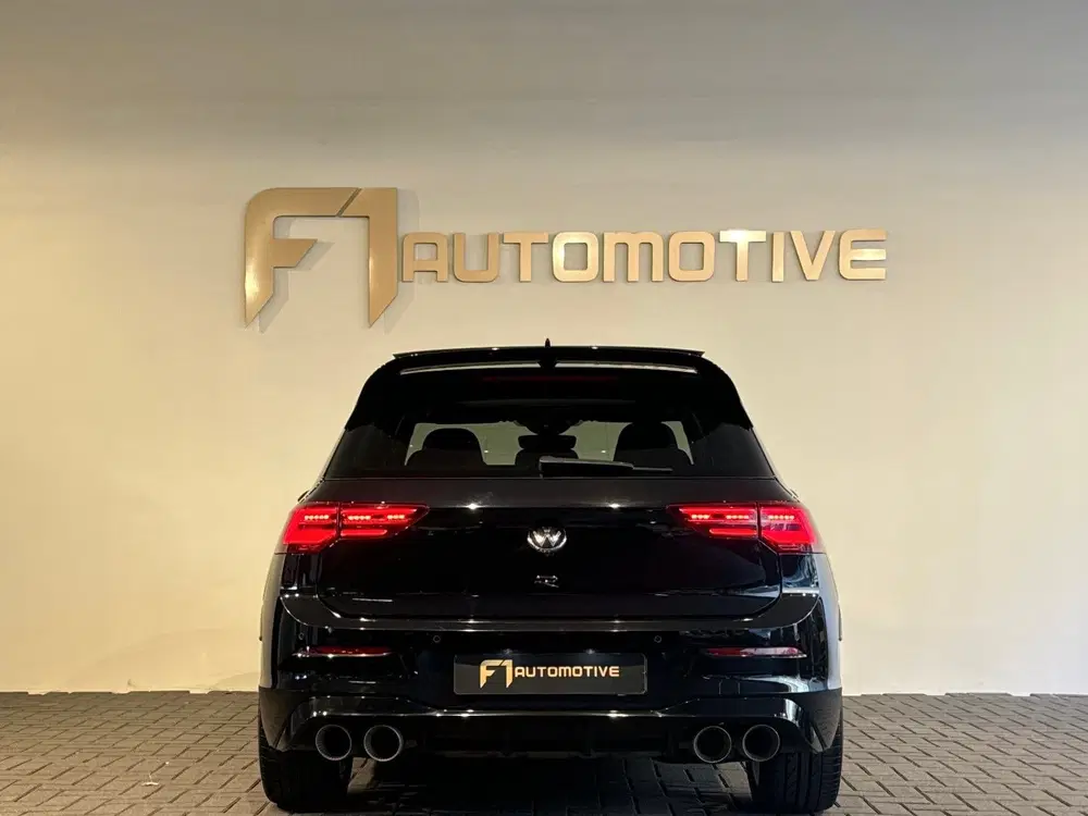 Volkswagen Golf 2.0 TSI R 4Motion Pano uit 2021, foto 4