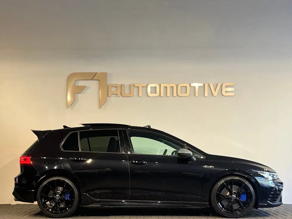 Volkswagen Golf 2.0 TSI R 4Motion Pano uit 2021, foto 7