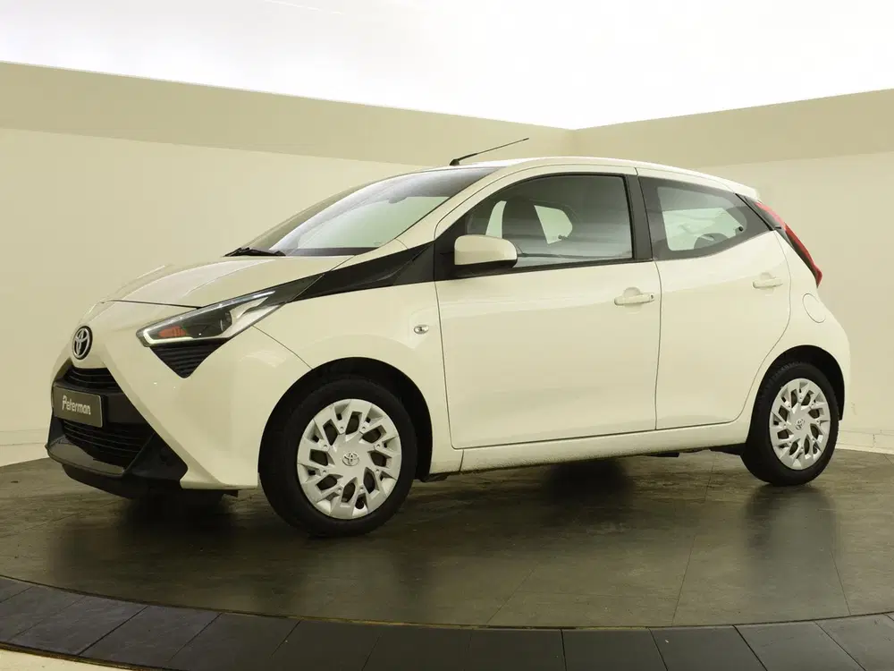 Toyota Aygo 1.0 VVT-i x-play uit 2020, foto 4