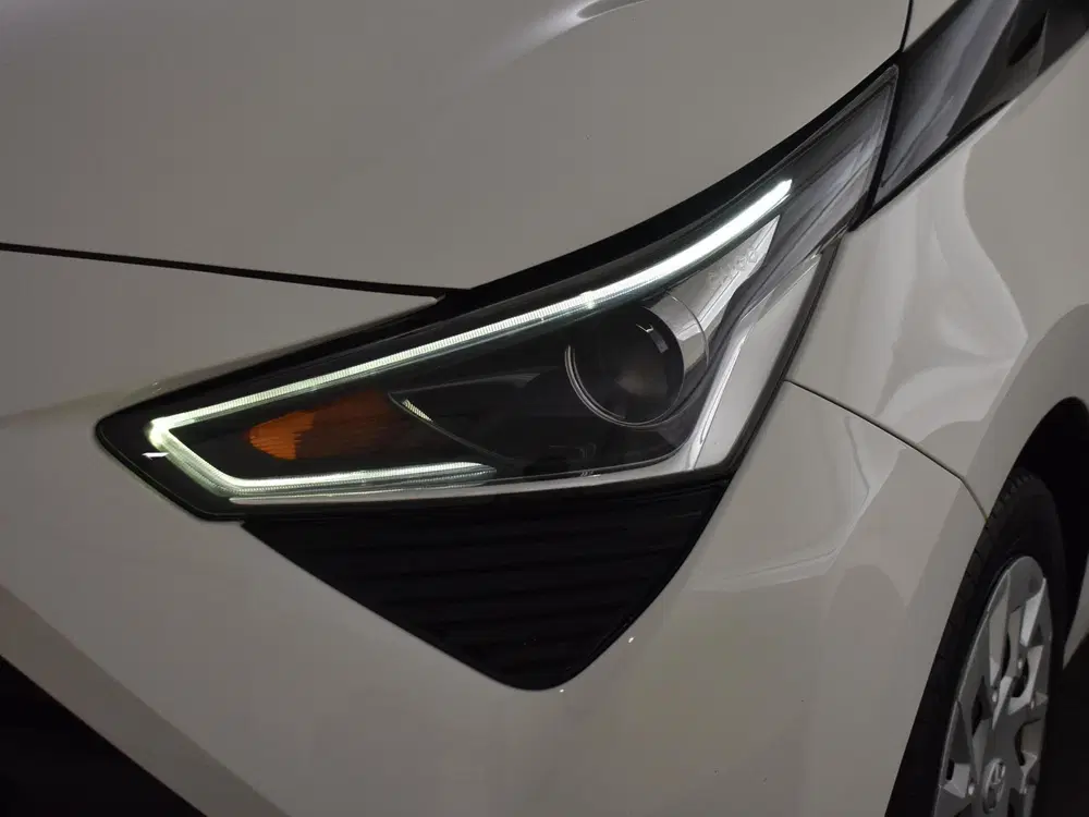 Toyota Aygo 1.0 VVT-i x-play uit 2020, foto 8