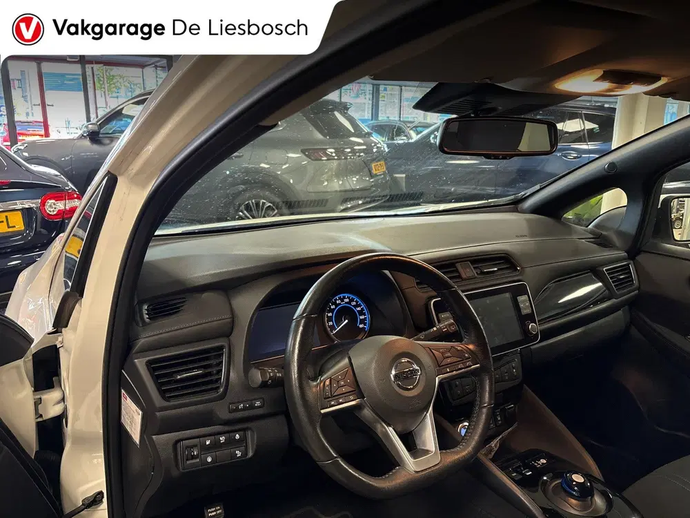 Nissan Leaf N-Connecta 40 kWh uit 2022, foto 10