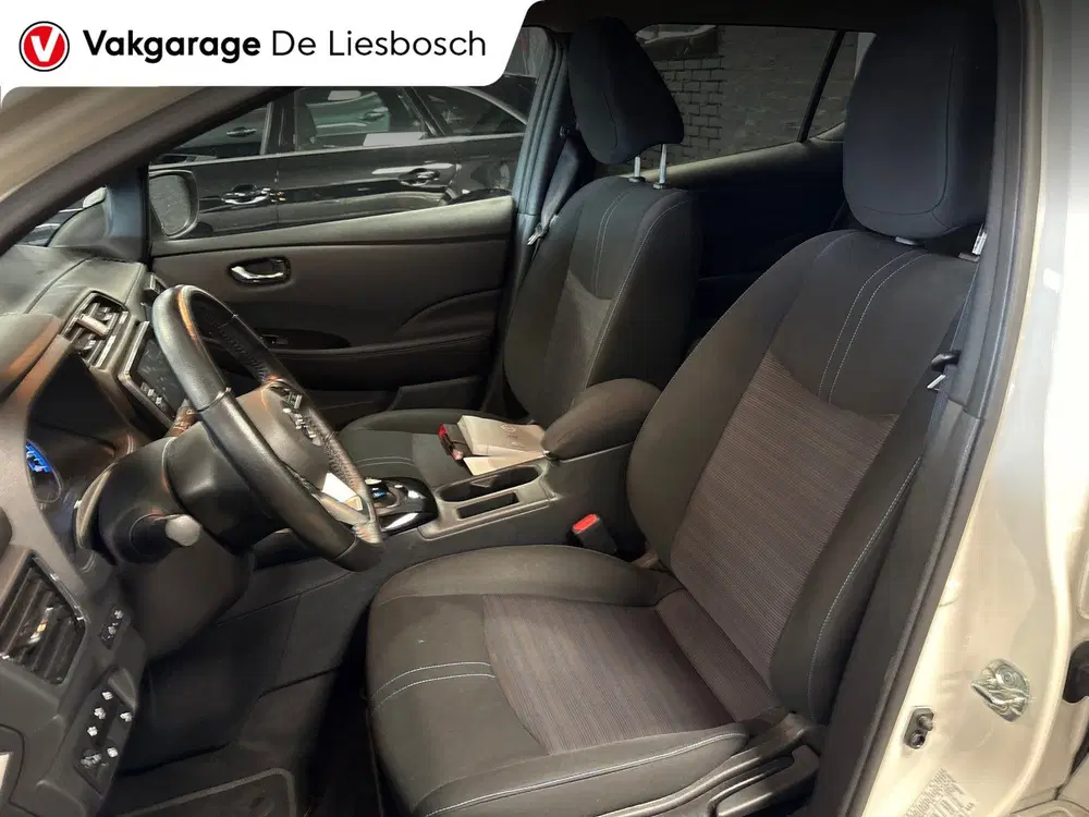 Nissan Leaf N-Connecta 40 kWh uit 2022, foto 11