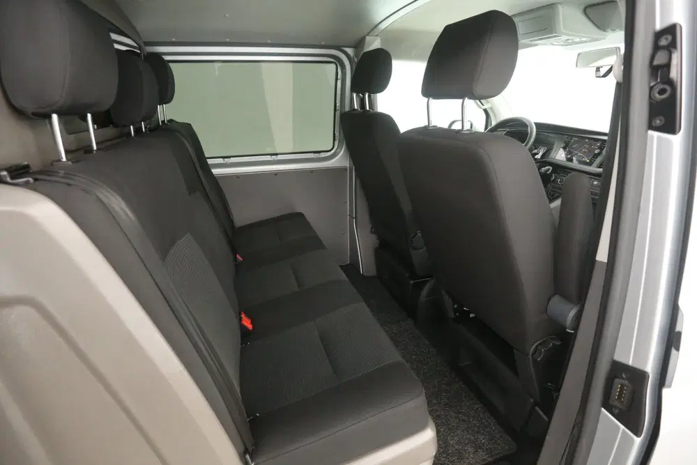 Volkswagen Transporter 2.0 TDI L2H1 150PK uit 2021, foto 12