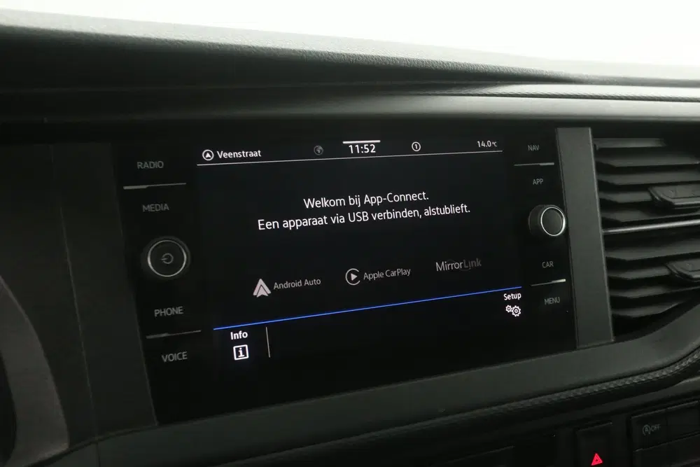 Volkswagen Transporter 2.0 TDI L2H1 150PK uit 2021, foto 14