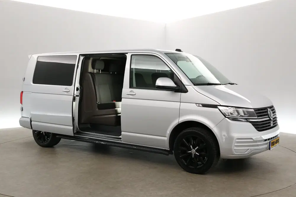 Volkswagen Transporter 2.0 TDI L2H1 150PK uit 2021, foto 6
