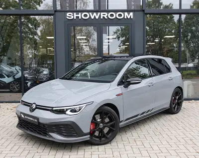 Volkswagen Golf 2.0 TSI GTI PANO HARMAN HUD VOL uit 2024